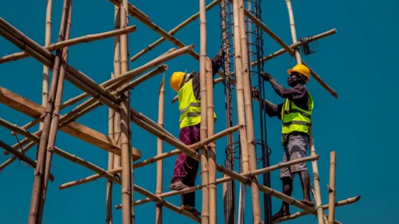Keuntungan Memakai Jasa Kontraktor untuk Proyek Anda