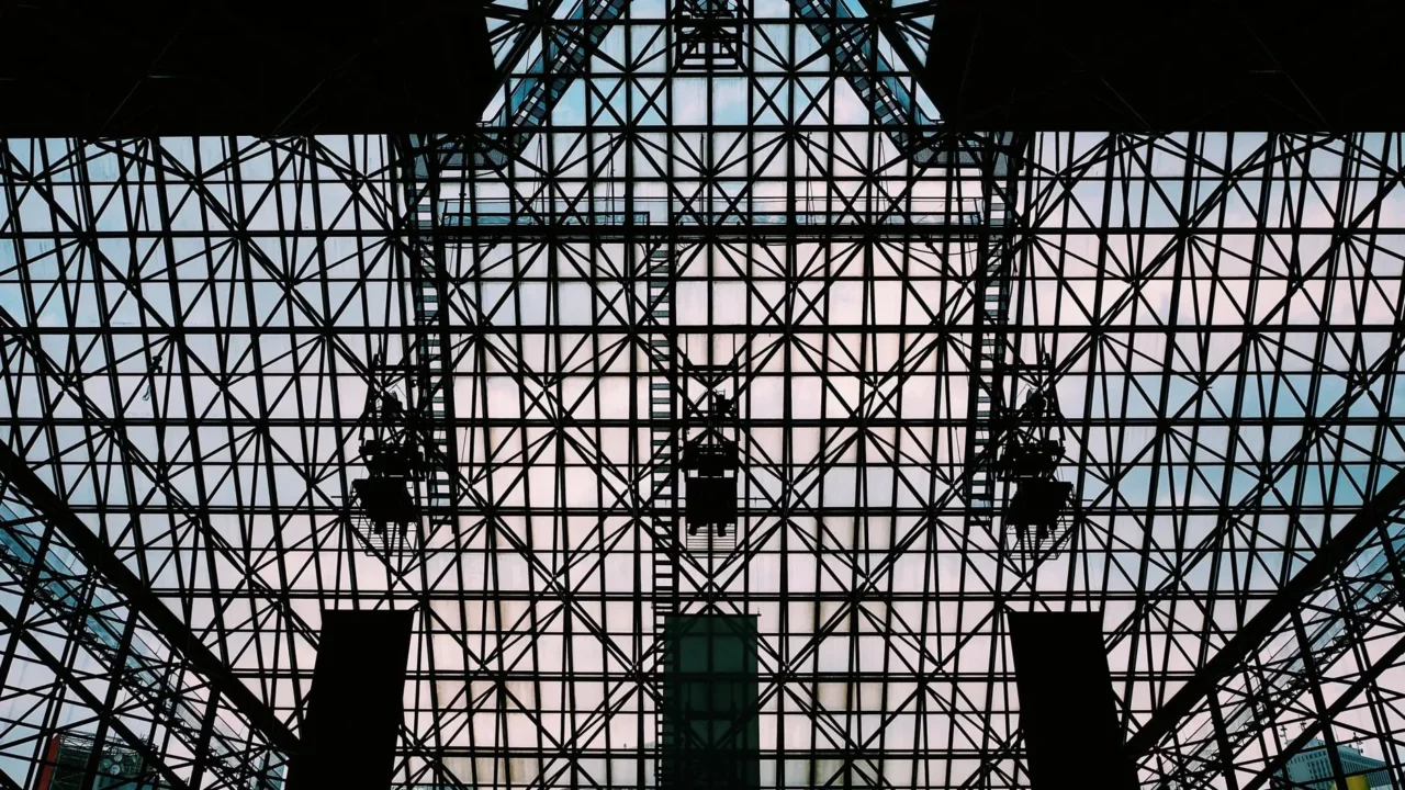 Steel Truss Construction